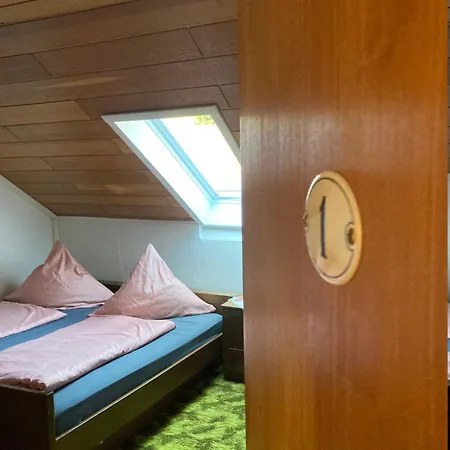 イン Retreat & Gruppenunterkunft Im Yogahaus Mit Garten & Kamin